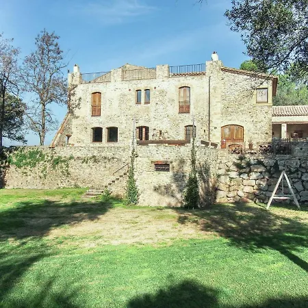 Spacious In Ferienhaus Navata